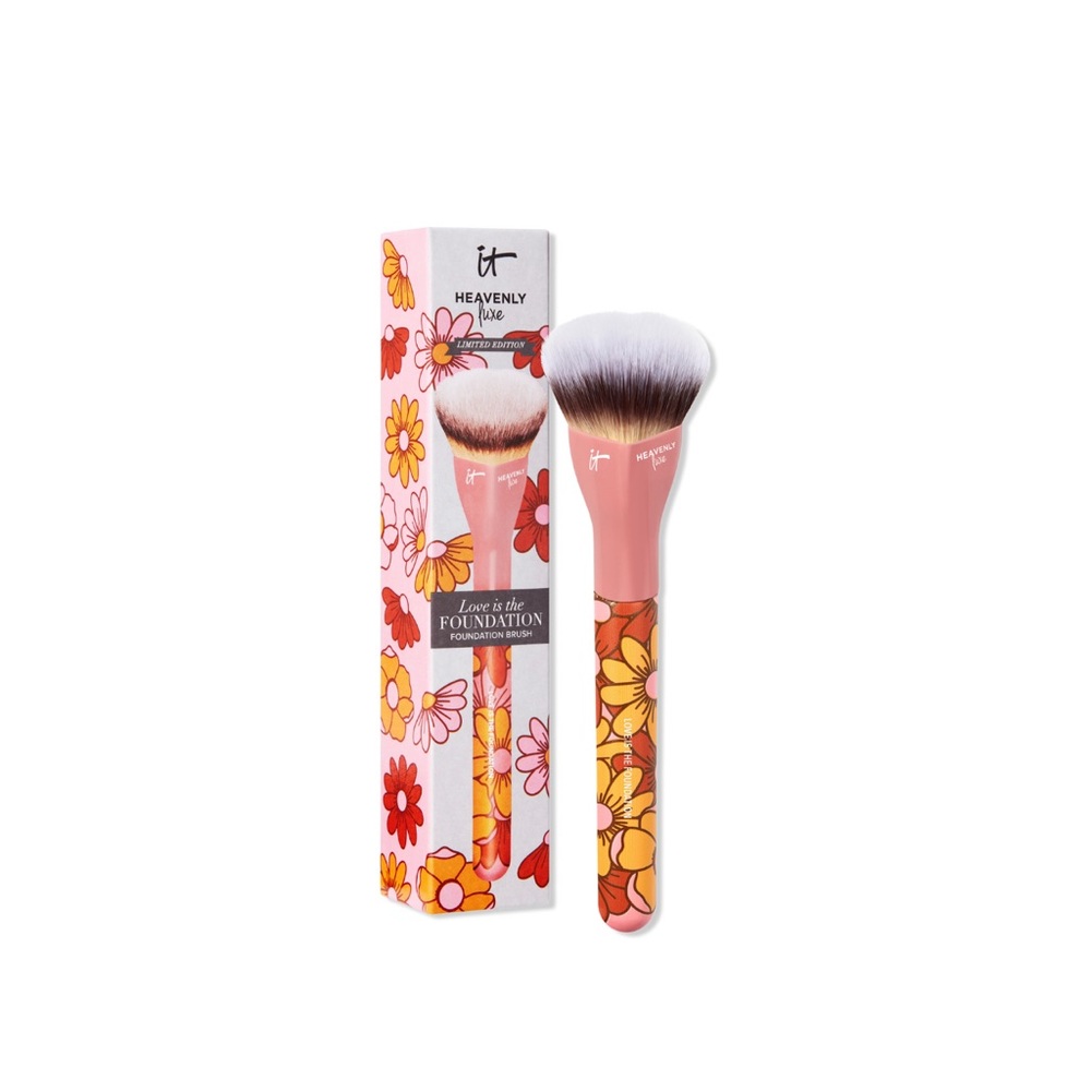 BNWT!it brushes for ulta flower power foundation & holographic L E brush๐๐ - Picture 2 of 11